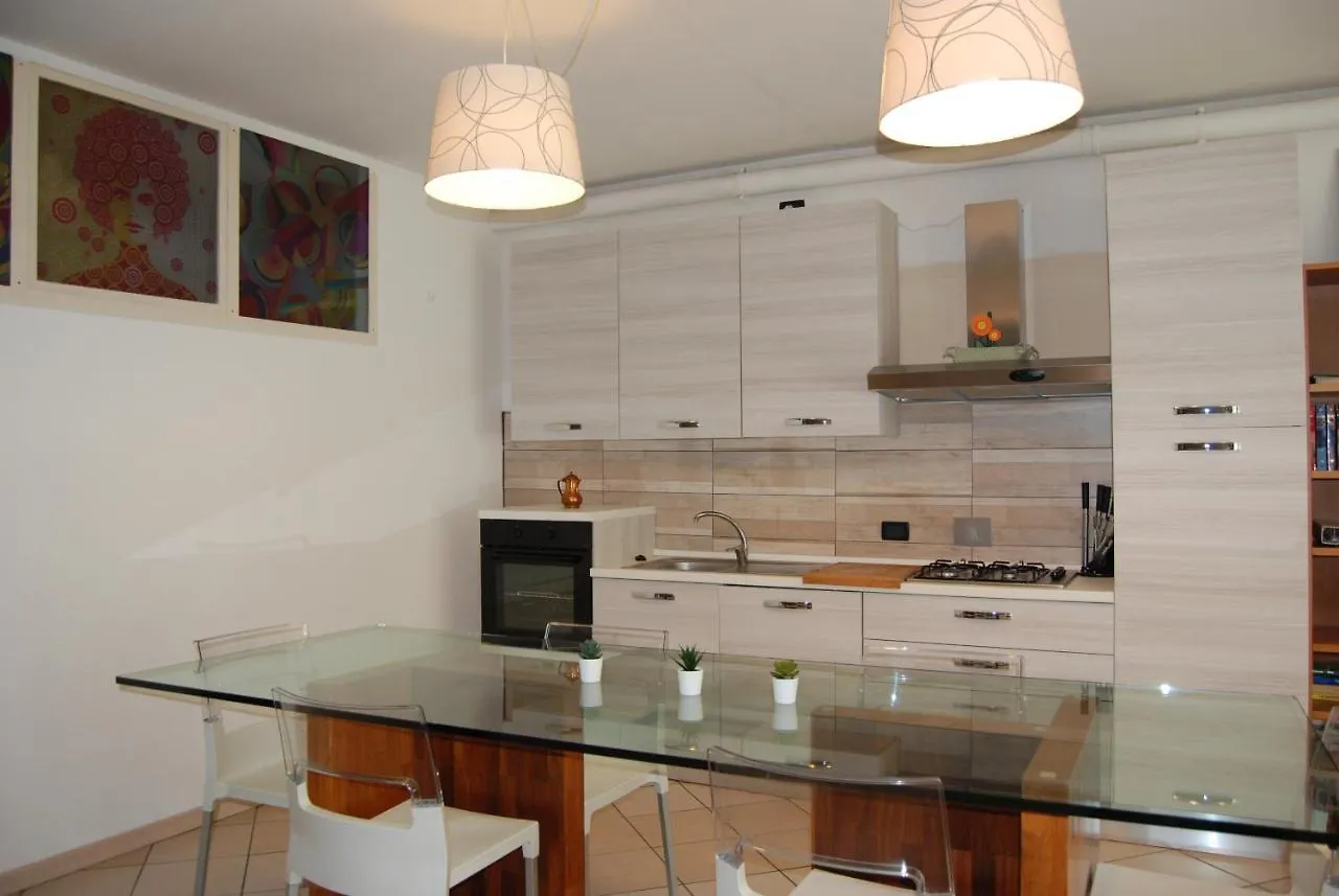 Apartment Case Vacanza Le Vele Desenzano del Garda