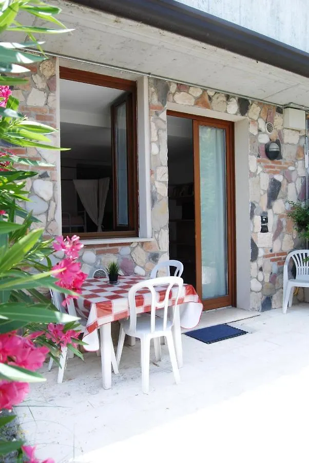 Apartment Case Vacanza Le Vele Desenzano del Garda Italy