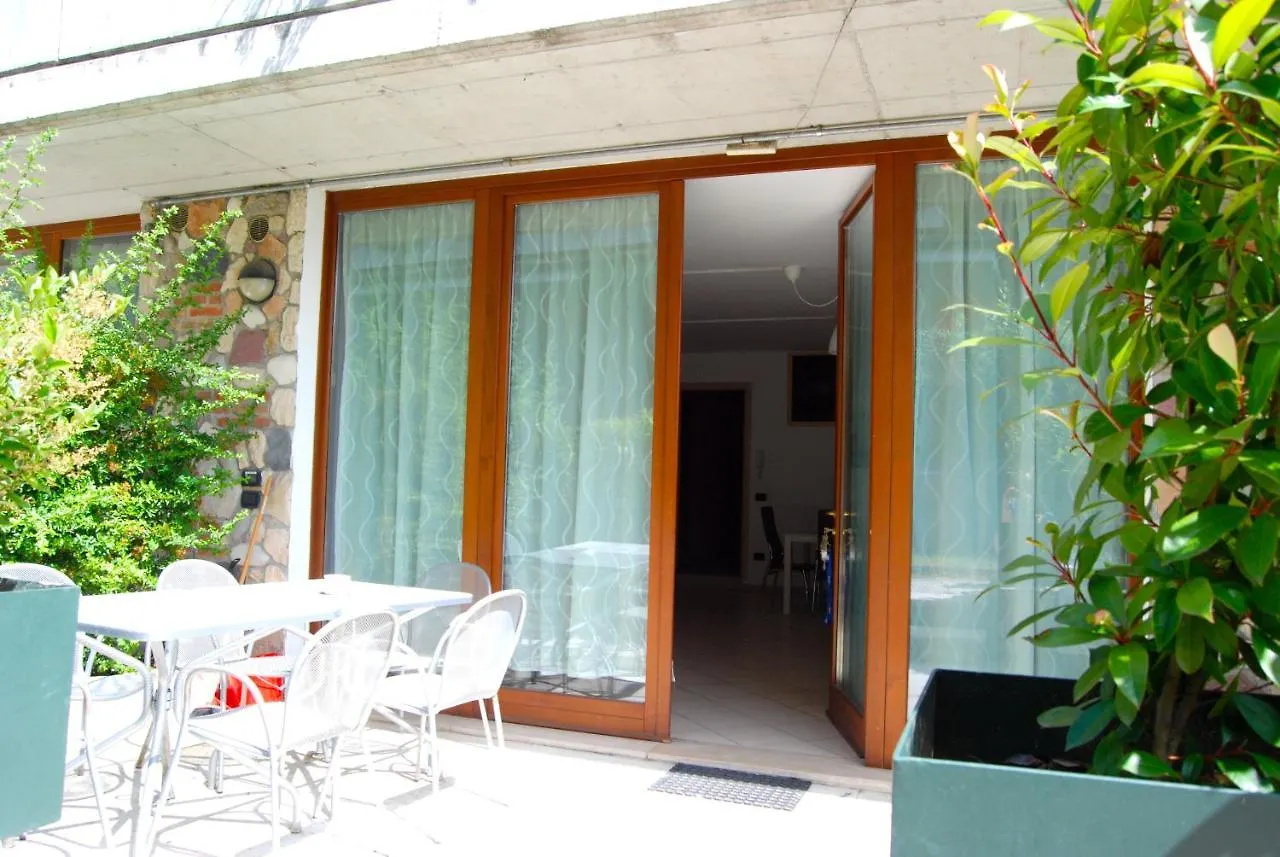 Case Vacanza Le Vele Desenzano del Garda Apartment