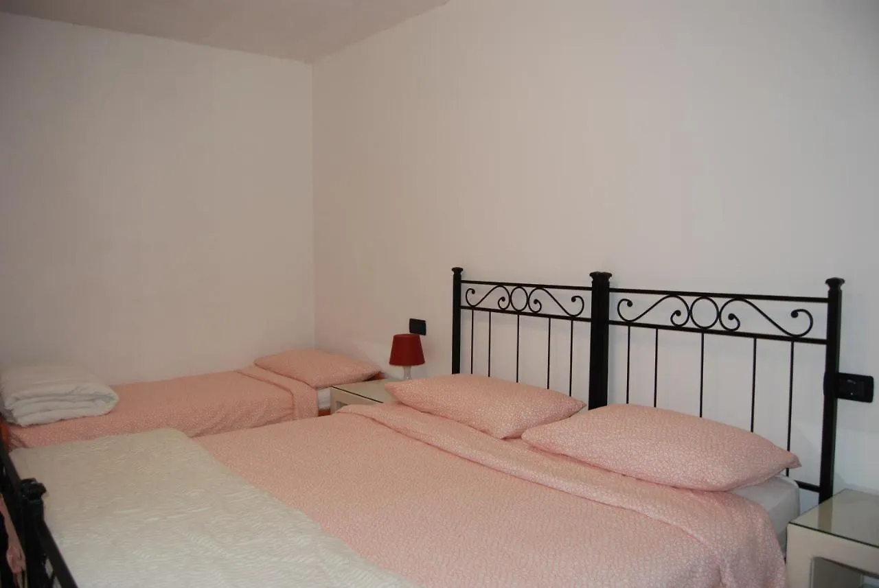 Apartment Case Vacanza Le Vele Desenzano del Garda Italy