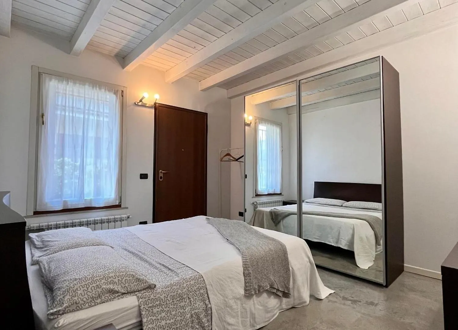 Apartment Case Vacanza Le Vele Desenzano del Garda Italy